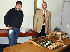 Schach-Schwenktische von Frank Günnewich
