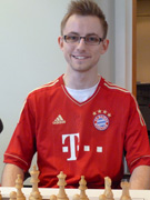Nicht nur der FC Bayern München steht ganz oben in der Tabelle - auch Philipp Kossack in der Gruppe D.