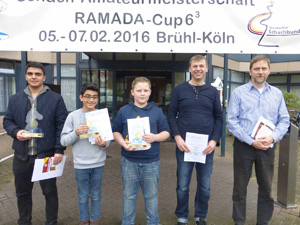 Siegerehrung Gruppe - E: Ulas Annak, Borna Mohammadi Nia, Jonas Gallasch, André Maaß, Heinz Esser