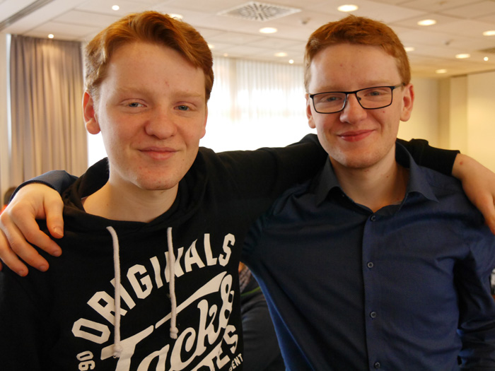 Zwillinge Julian und Daniel Grötzbach