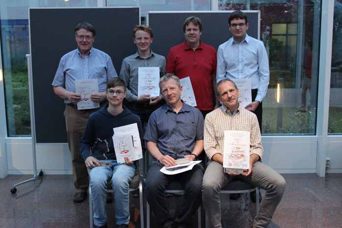 Siegerehrung Gruppe - A: Prof. Dr. Friedbert Prüfer, Frederik Svane, Julian Grötzbach, Martin Niering, Björn Bente, Hendrik Hoffmann, Marcel Quast